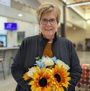 Meet your Posher, Lory